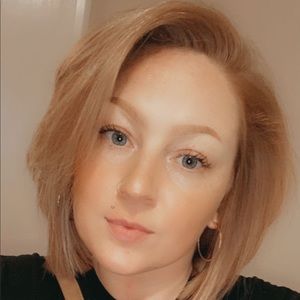 Meet your Posher, Kalie